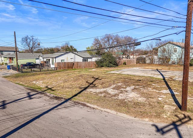 731  Runnels, San Antonio, TX 78208 — photo 13