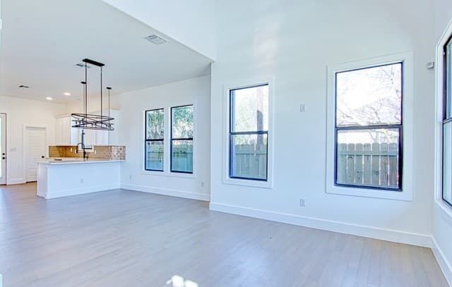 1115 N Palmetto, San Antonio, TX 78202 — photo 5