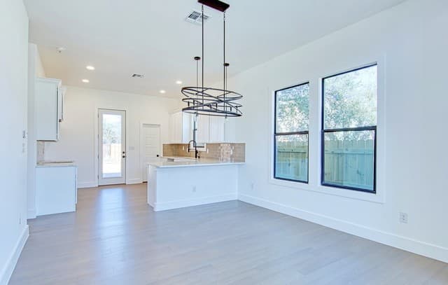 1115 N Palmetto, San Antonio, TX 78202 — photo 6