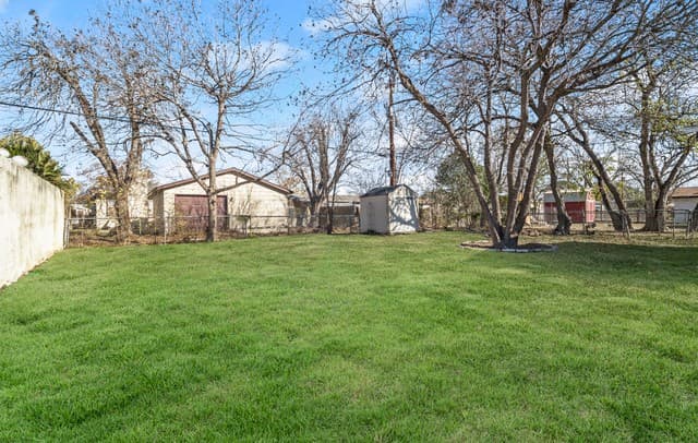 339  Creath, San Antonio, TX 78221 — photo 21