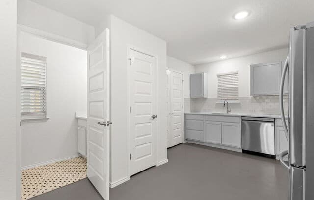 631 E Carolina Unit 2, San Antonio, TX 78210 — photo 9