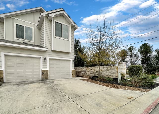 712  Gristmill Unit 18B