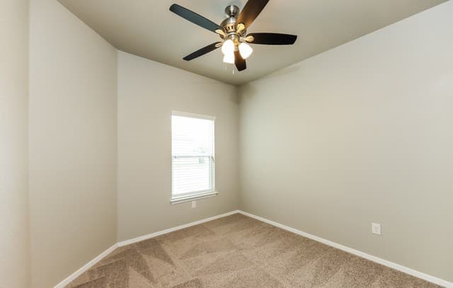 3207  Pedernales, San Antonio, TX 78223 — photo 12