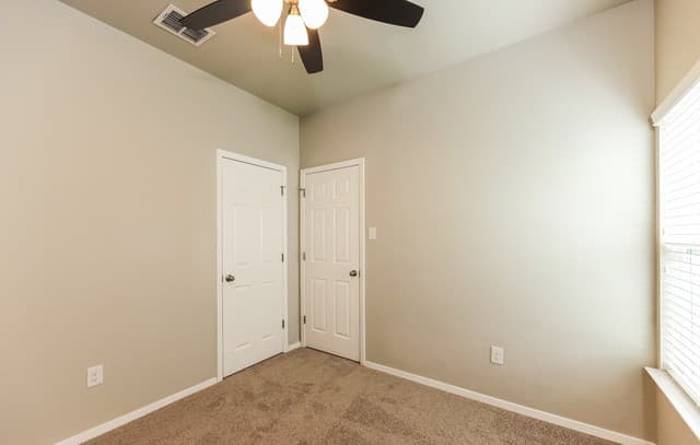 3207  Pedernales, San Antonio, TX 78223 — photo 13