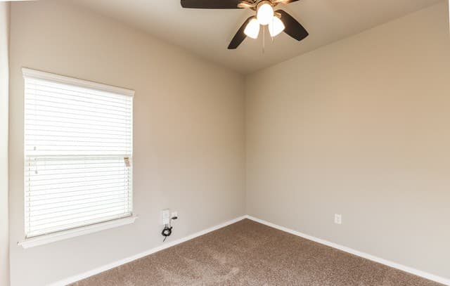 3207  Pedernales, San Antonio, TX 78223 — photo 14
