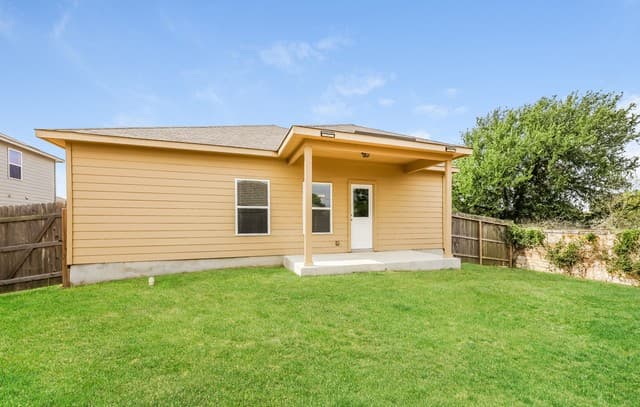 3207  Pedernales, San Antonio, TX 78223 — photo 16