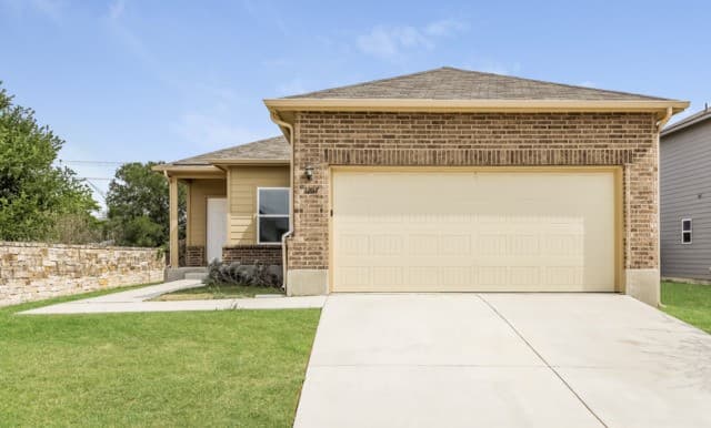 3207  Pedernales, San Antonio, TX 78223 — photo 8