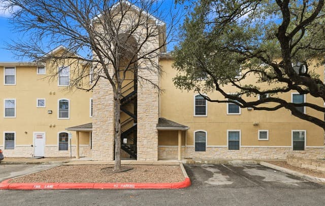 7323 Snowden Rd Unit 1304