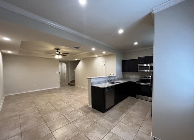 6534  Marcel Way Unit 102, San Antonio, TX 78233 — photo 8