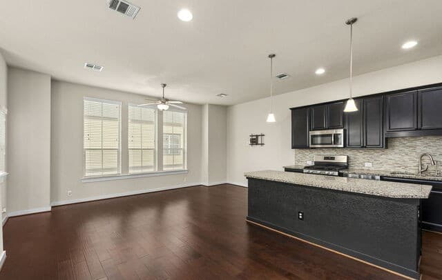 2003  McCullough, San Antonio, TX 78212 — photo 13
