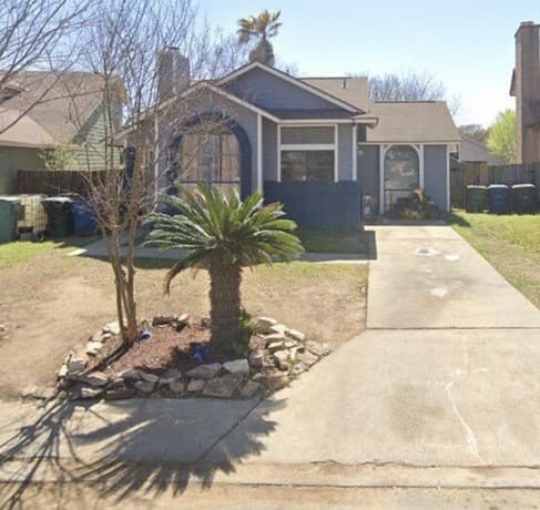 6305  Village Arbor