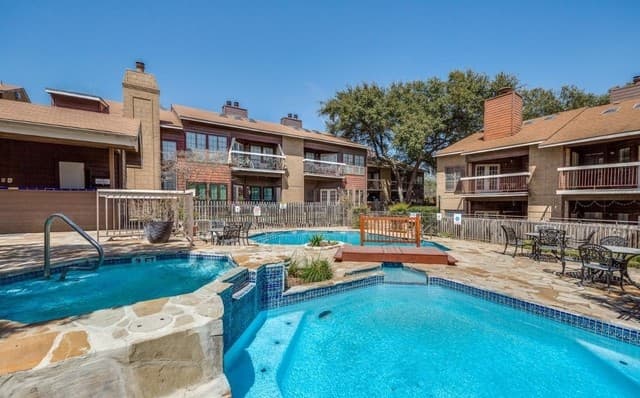 8633  Datapoint Unit 226, San Antonio, TX 78229 — photo 13