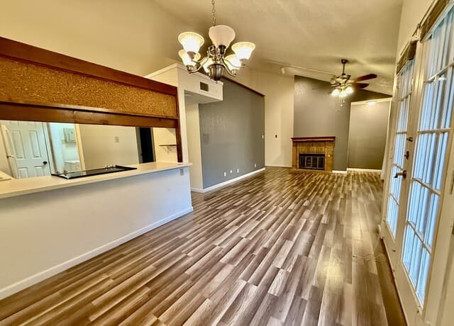8633  Datapoint Unit 226, San Antonio, TX 78229 — photo 4
