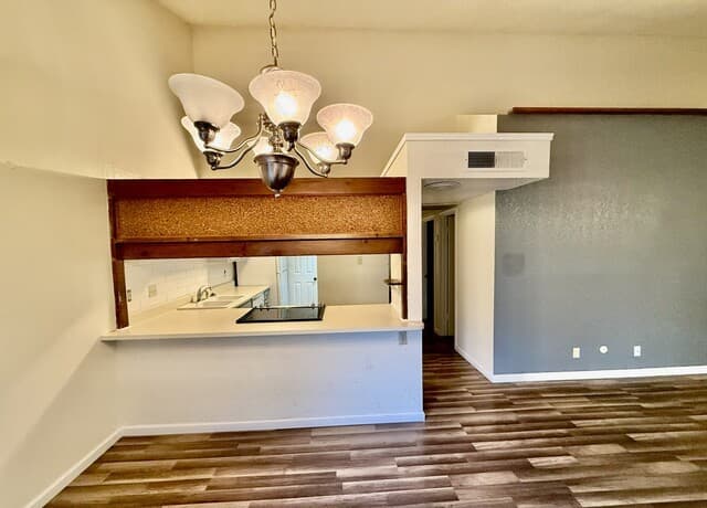 8633  Datapoint Unit 226, San Antonio, TX 78229 — photo 6