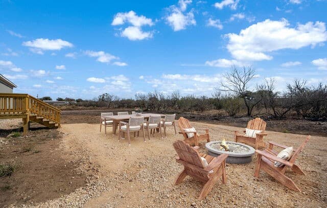 224 Private Road 4656