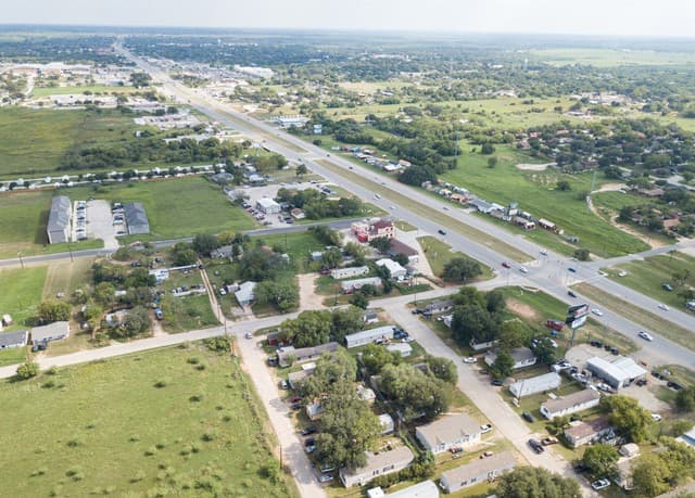 1804  Sutherland Springs, Floresville, TX 78114 — photo 21