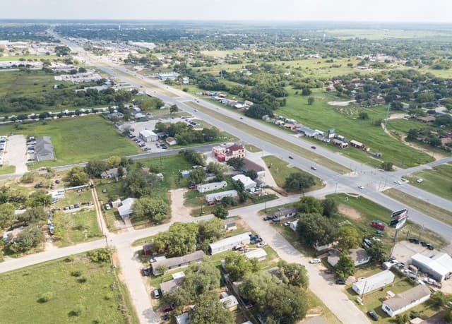 1804  Sutherland Springs, Floresville, TX 78114 — photo 22