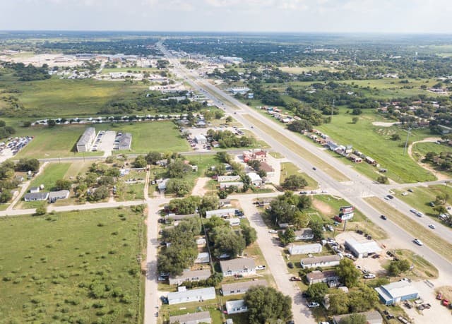 1804  Sutherland Springs, Floresville, TX 78114 — photo 23