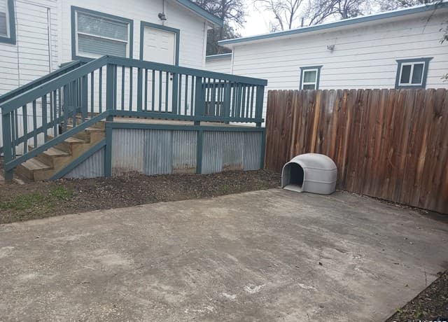 212  Mclane Unit B
