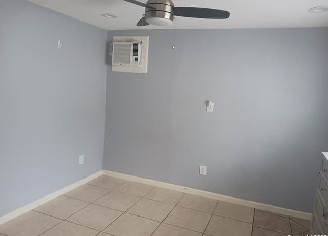 212  Mclane Unit B, San Antonio, TX 78212 — photo 5