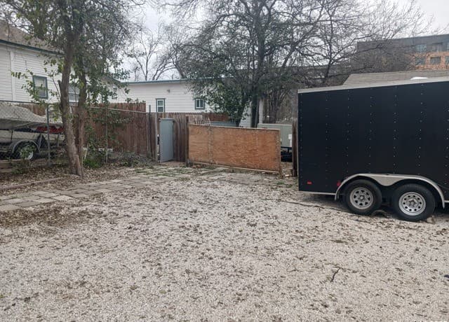 212  Mclane Unit B, San Antonio, TX 78212 — photo 6