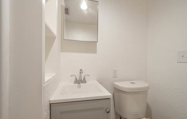 212  Mclane Unit A, San Antonio, TX 78212 — photo 13