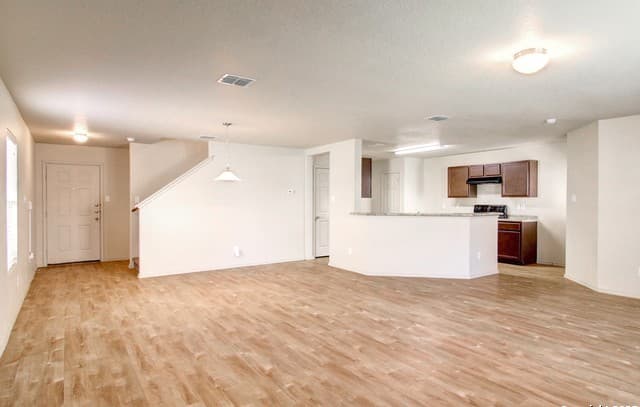 8926  Gerald Ohara, San Antonio, TX 78221 — photo 6