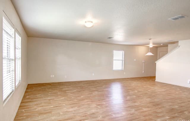 8926  Gerald Ohara, San Antonio, TX 78221 — photo 7
