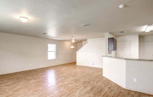 8926  Gerald Ohara, San Antonio, TX 78221 — photo 8