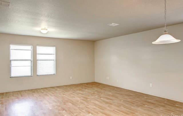 8926  Gerald Ohara, San Antonio, TX 78221 — photo 9