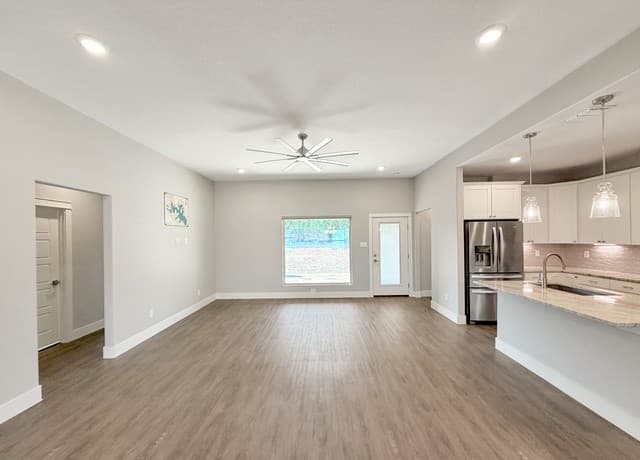 381  Monarch, Canyon Lake, TX 78133 — photo 14