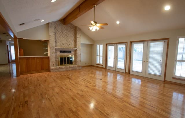 8  Granburg Pl, San Antonio, TX 78218 — photo 4