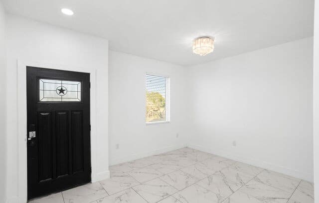 288  County Road 105, Floresville, TX 78114 — photo 12