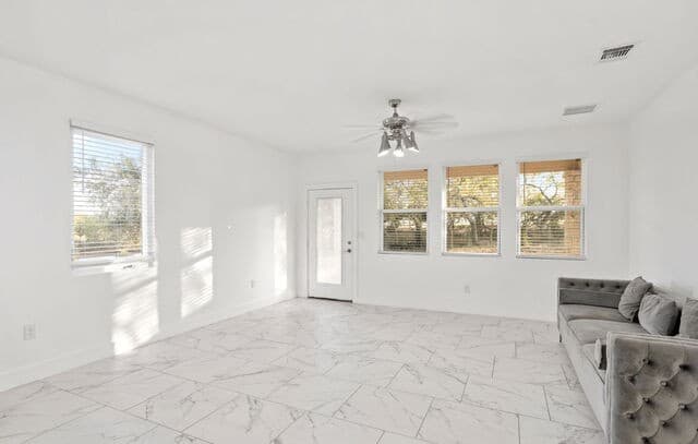 288  County Road 105, Floresville, TX 78114 — photo 14