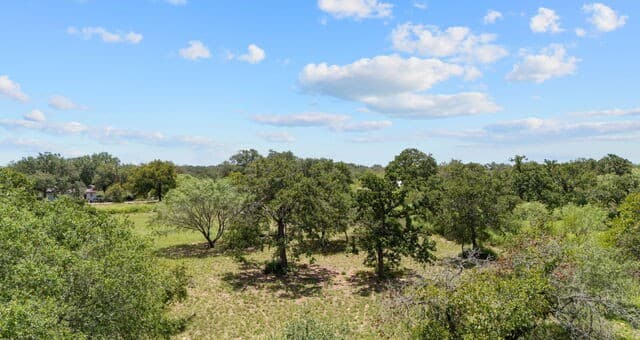 271  Hermosa, Poteet, TX 78065 — photo 23