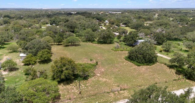 271  Hermosa, Poteet, TX 78065 — photo 3