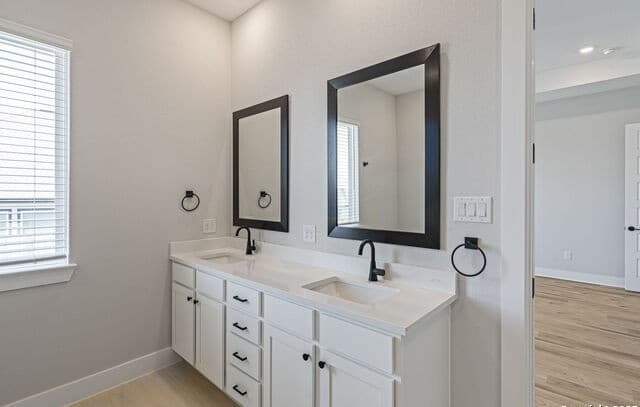 305  Lawrence Drive, Castroville, TX 78009 — photo 11