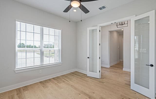 305  Lawrence Drive, Castroville, TX 78009 — photo 8