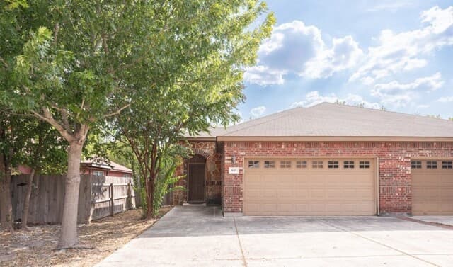 949 Brown Rock