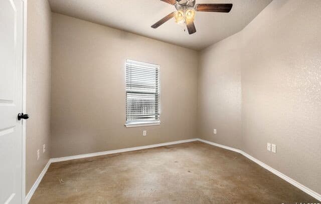 264  Rosalie, New Braunfels, TX 78130 — photo 12