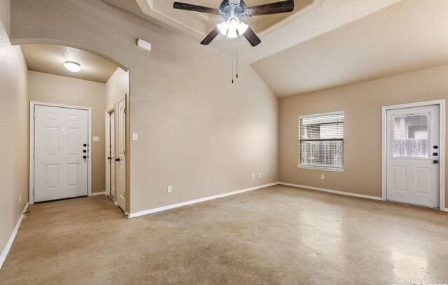 264  Rosalie, New Braunfels, TX 78130 — photo 4