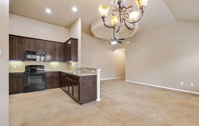 264  Rosalie, New Braunfels, TX 78130 — photo 6