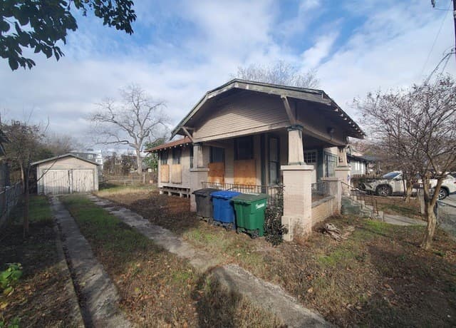 311 S Monumental Street, San Antonio, TX 78203 — photo 10