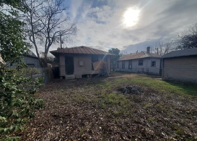 311 S Monumental Street, San Antonio, TX 78203 — photo 13
