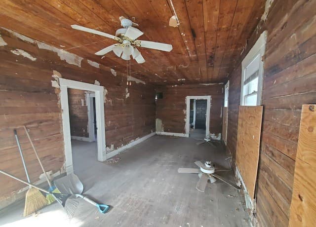 311 S Monumental Street, San Antonio, TX 78203 — photo 2