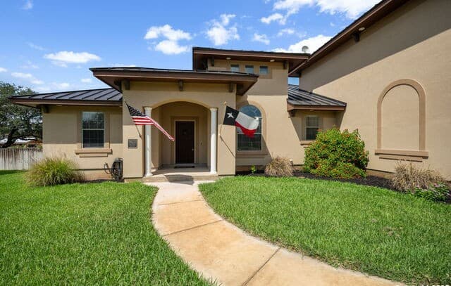 1626 Clover Ridge