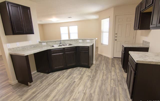 8311  Big Creek, San Antonio, TX 78242 — photo 3