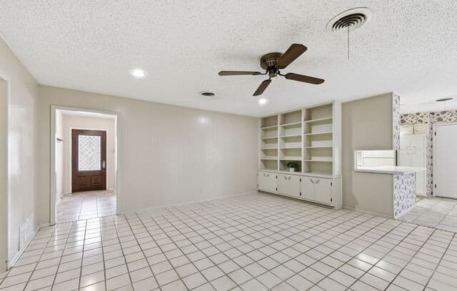 10119  Carolwood Drive, San Antonio, TX 78213 — photo 8