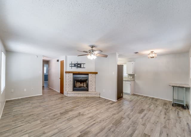 1351  Spitz Kegel View Dr, Canyon Lake, TX 78133 — photo 10