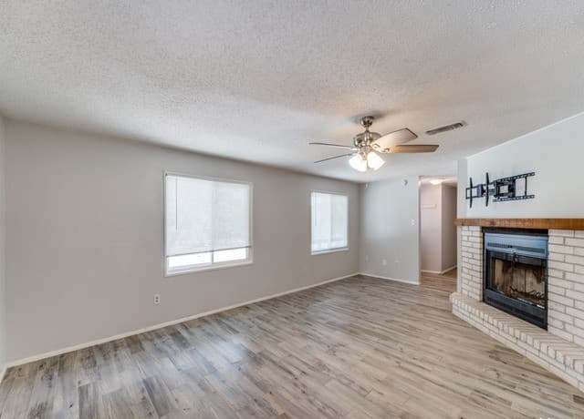 1351  Spitz Kegel View Dr, Canyon Lake, TX 78133 — photo 9